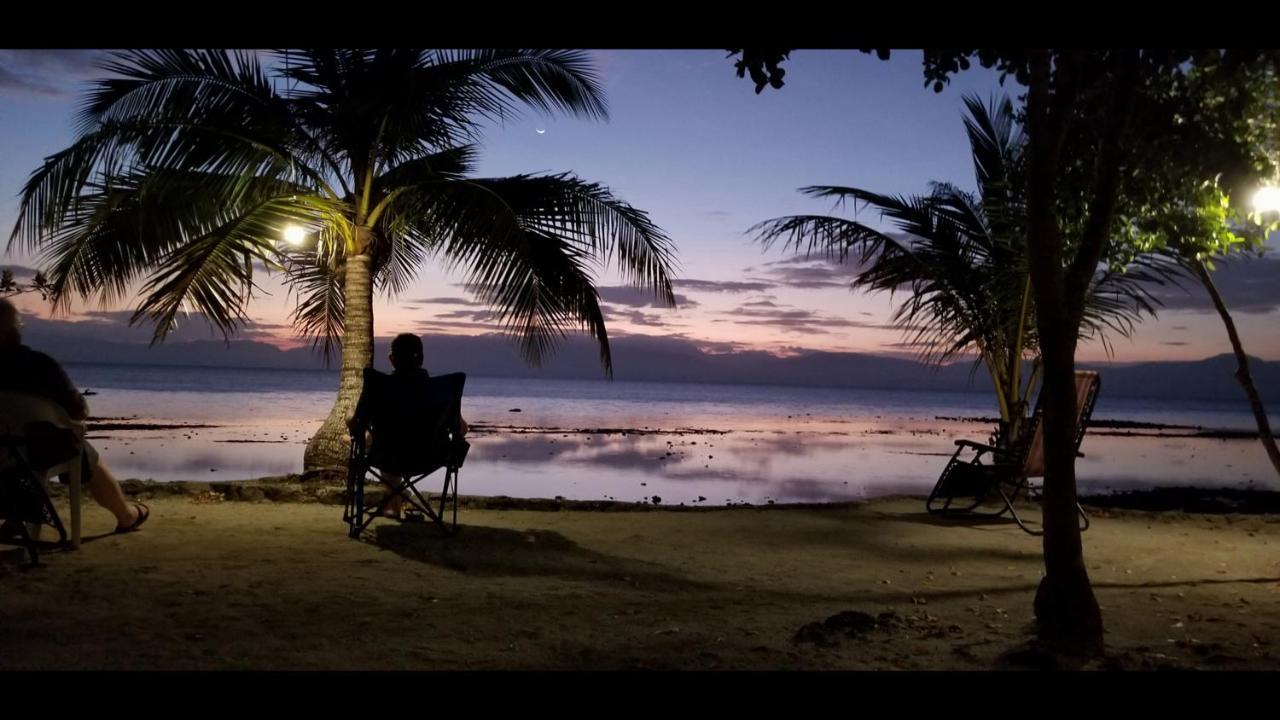 Moalboal T Breeze Coastal Resort Exterior foto