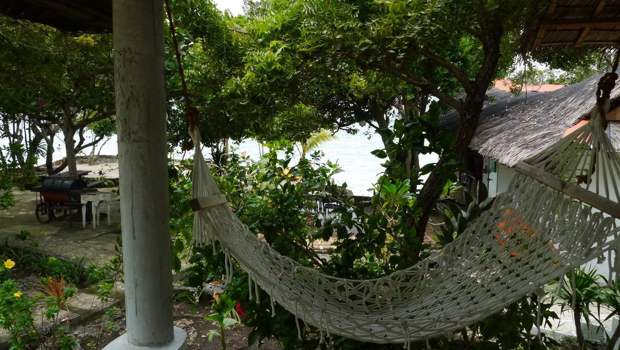 Moalboal T Breeze Coastal Resort Exterior foto