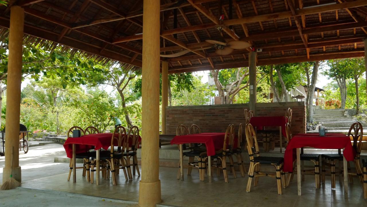 Moalboal T Breeze Coastal Resort Exterior foto