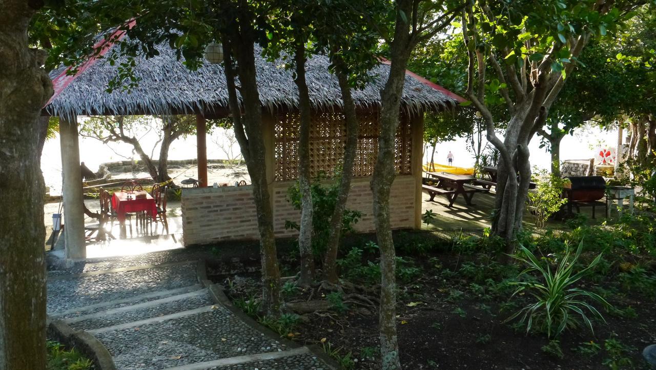Moalboal T Breeze Coastal Resort Exterior foto