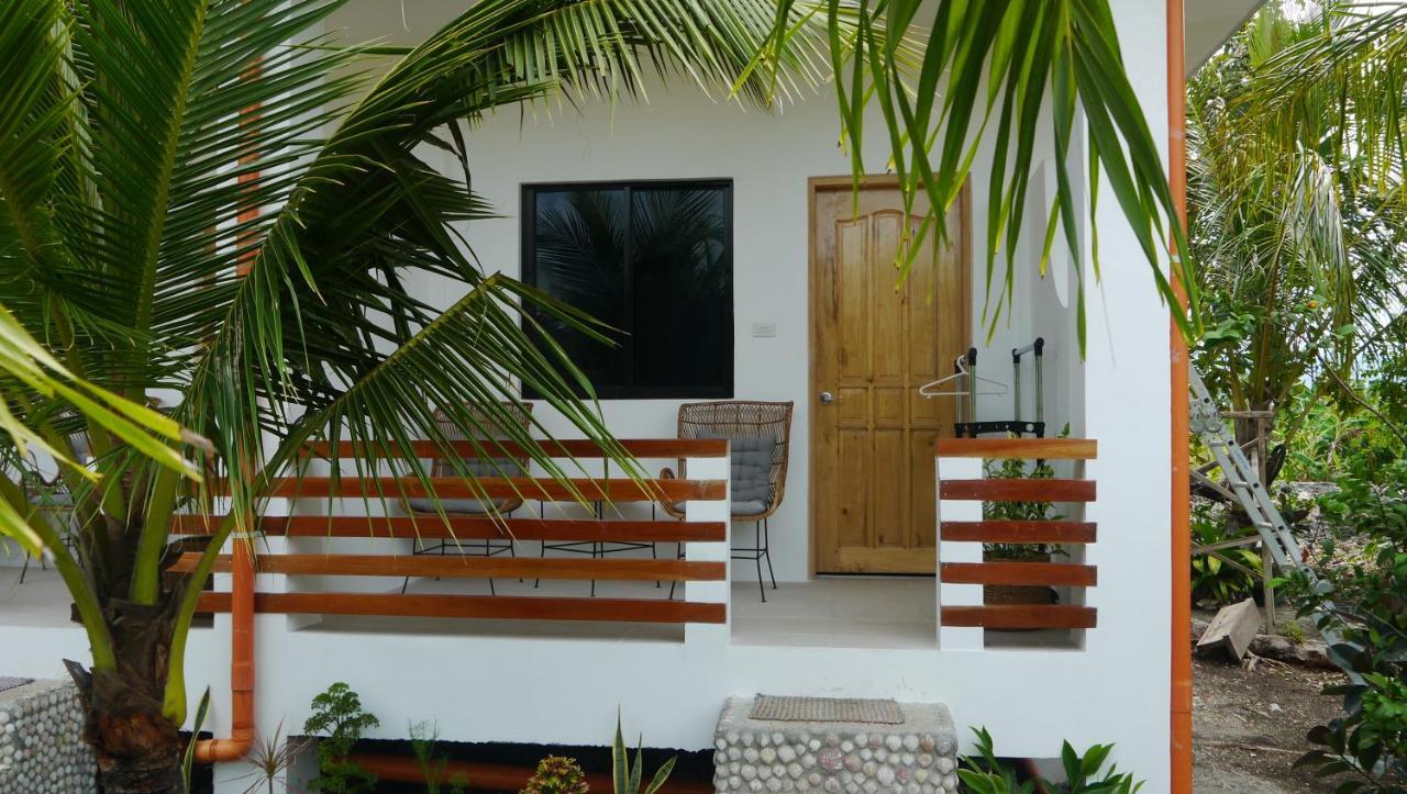 Moalboal T Breeze Coastal Resort Exterior foto
