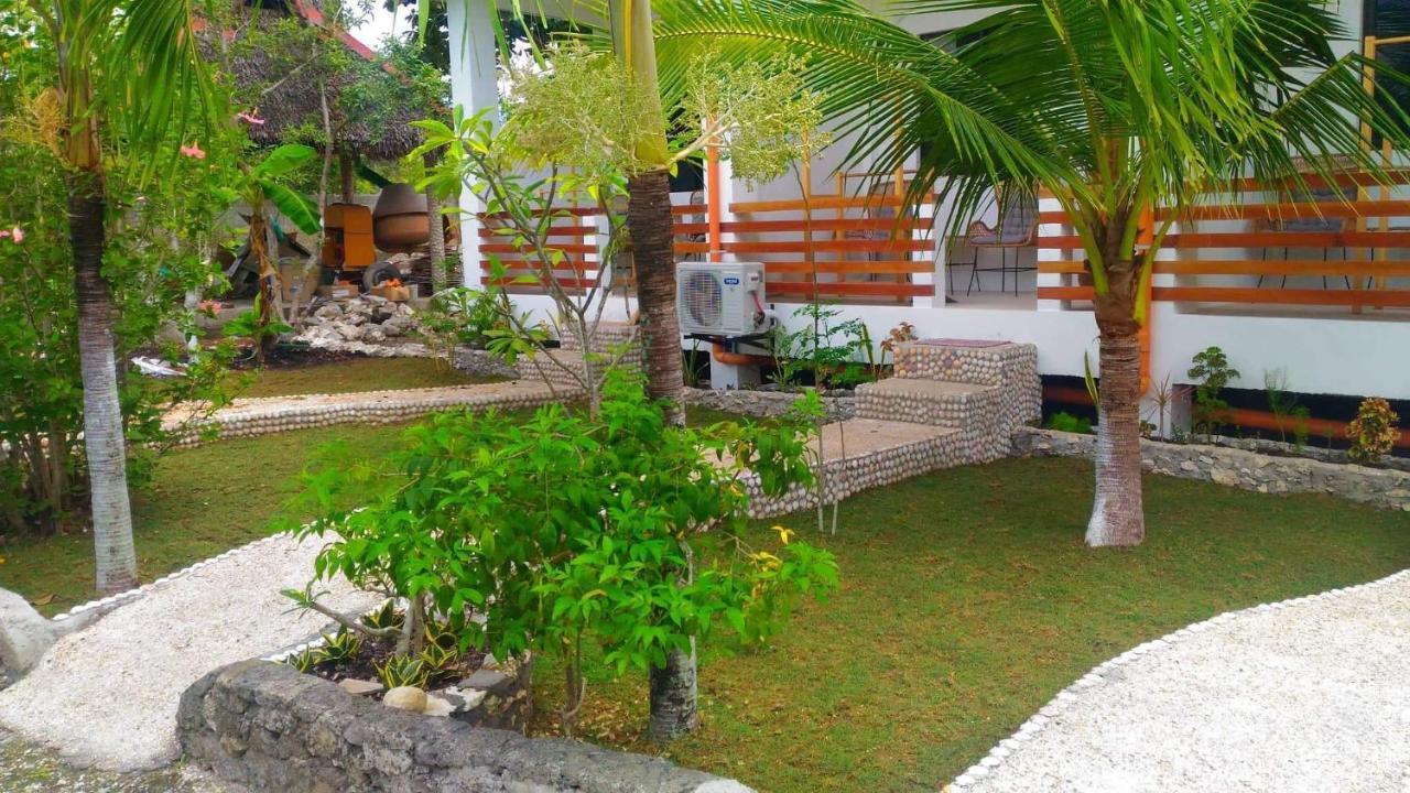 Moalboal T Breeze Coastal Resort Exterior foto